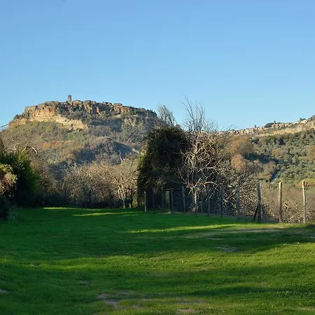 Agriturismo Il Meleto Lantgård *